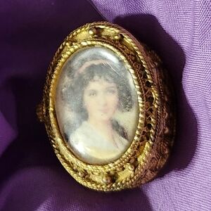 Vintage Florenza Italy Lady Portrait Trinket Pill Box B